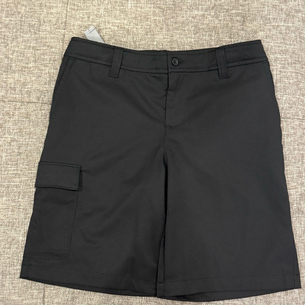 UNDER ARMOUR BOYS CARGO BREATHABLE WOVEN SHORTS GOLF SCHOOL YOUTH SZ YSM